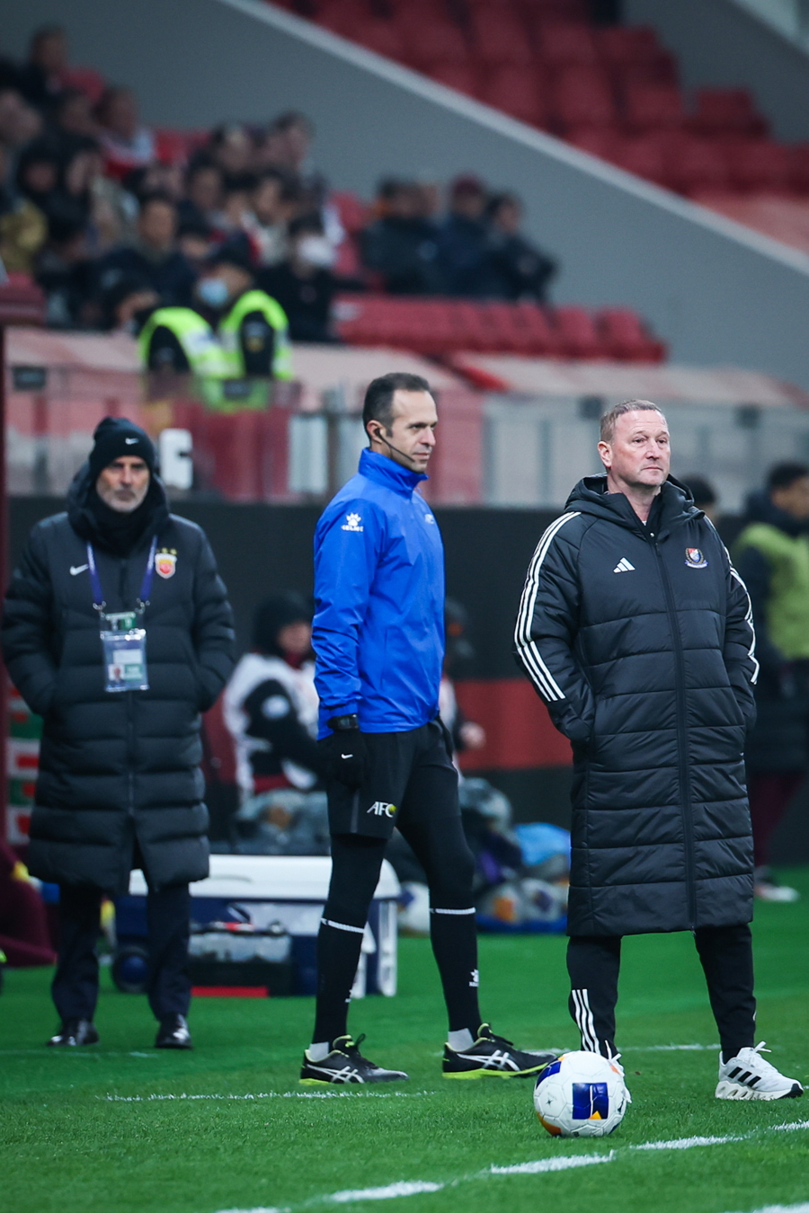 九游官网-赛后欧冠焦点战，上海海港复出首秀，底气十足，阵容厚度经受考验(edg夺冠是哪五个人)