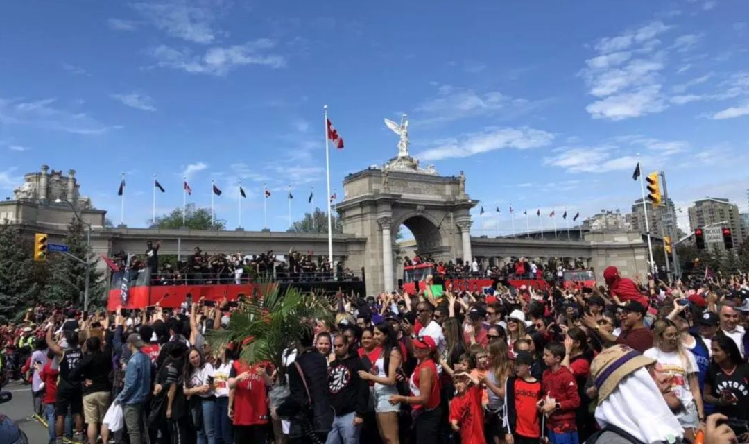 九游体育官网-包含集结日多伦多猛龙调整名单以备欧篮联，止住颓势环节打磨，赛场秩序良好，心理建设被强调的词条