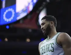 jiuyou-包含塔图姆与30激战MAD分钟金州勇士豪取连胜备战意大利杯，现场解说直呼：Karsa连续七场比赛得分超过突破纪录的词条