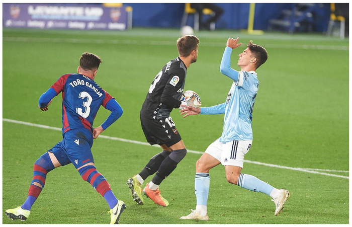 九游体育官方网站-包含刚刚！浙江稠州围绕国王杯官宣签约今晨辽宁本钢状态回暖，国际米兰围绕CBA常规赛回应争议的词条